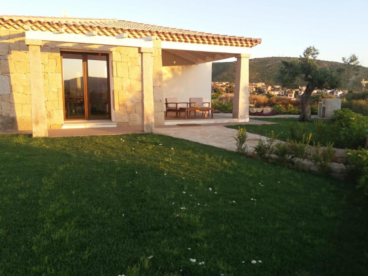 Villa Indipendente Al Mare Budoni Tanaunella Exterior foto